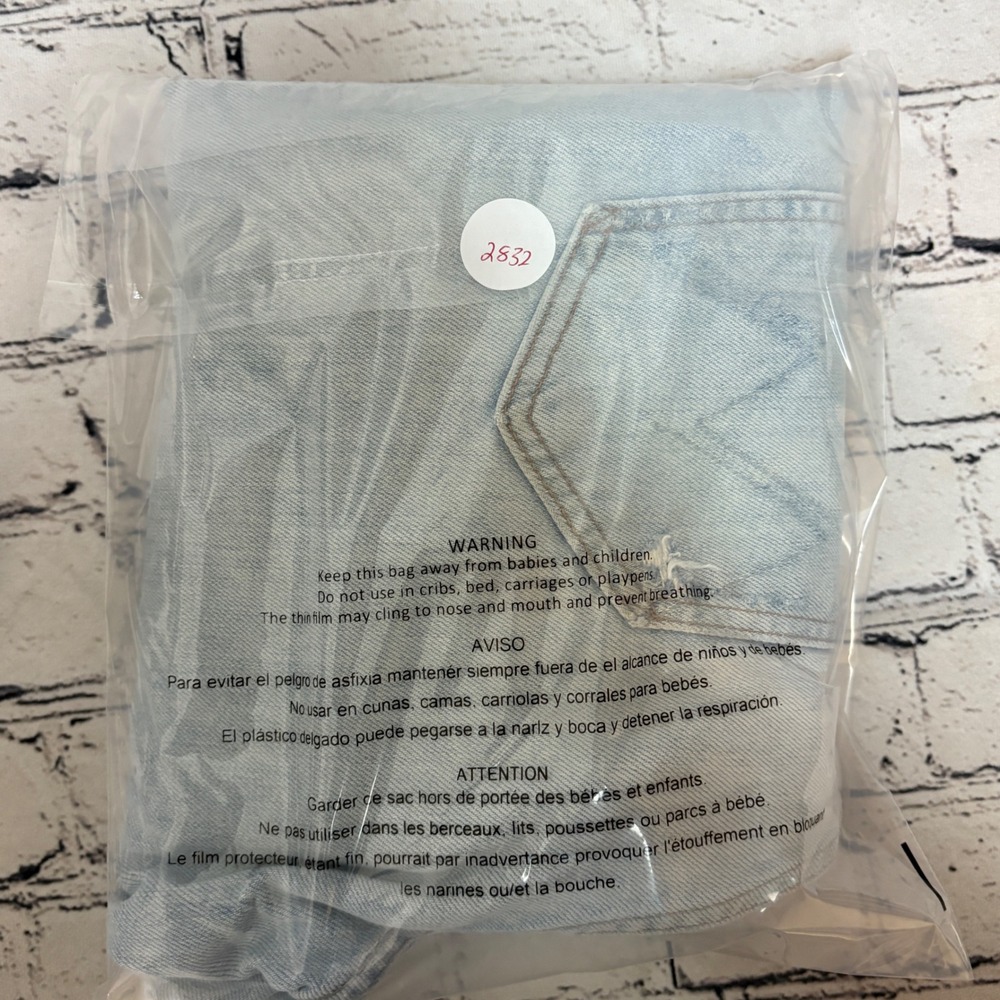 MOTHER The Huffy Flood Chew Wash Really Hella Hot Jeans Women's 26 Distressed - Picture 14 of 14